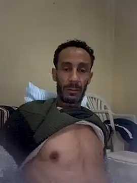 Snapshot of walide100000 chatting on 03/31/26, 09:17 walide100000 online show from 03/31/26, 09:17