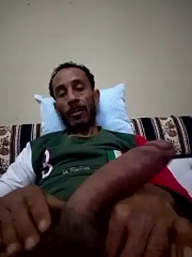 Snapshot of walide100000 chatting on 04/01/26, 09:21 walide100000 online show from 04/01/26, 09:21