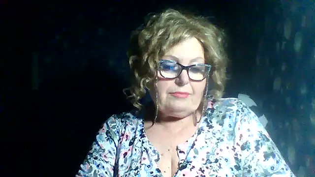 Milaniya606 online show from 11/17/25, 02:32