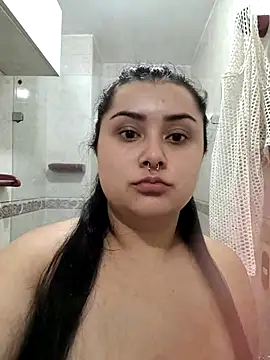 CurvyNoir online show from 11/18/25, 03:48