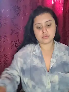 CurvyNoir online show from 12/19/25, 04:20