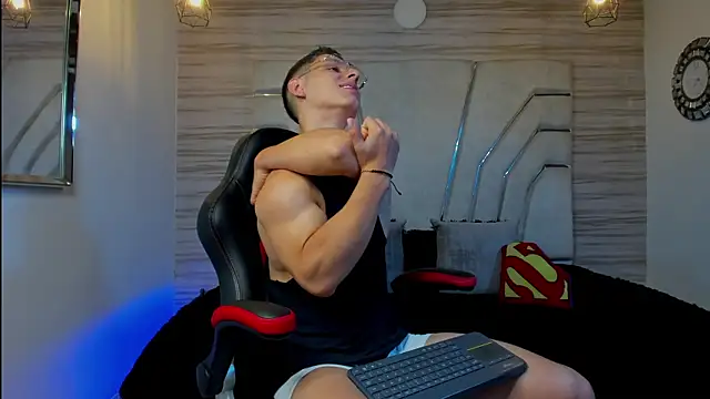 MAXTHOMSON online show from 11/22/25, 01:37