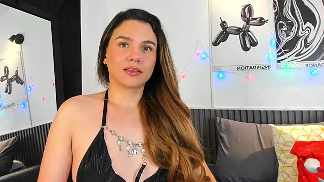 Cloe Bonne online show from 12/21/25, 08:09