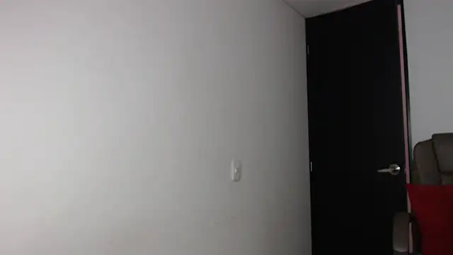 kristelltender1 online show from 04/29/26, 07:09