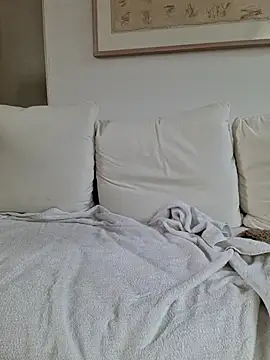 Dennislover007 online show from 11/14/25, 01:04