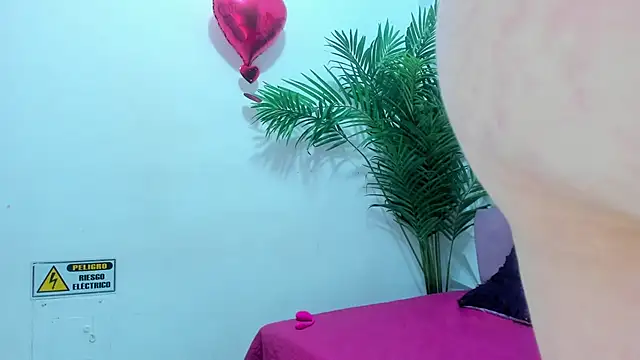 Anggie Miller online show from 02/20/26, 08:16