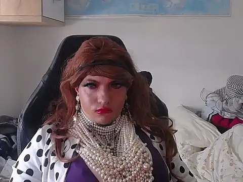 Snapshot of VanesaCrossic chatting on 04/02/26, 08:32 VanesaCrossic online show from 04/02/26, 08:32