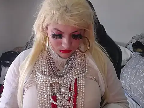 Snapshot of VanesaCrossic chatting on 04/09/26, 08:09 VanesaCrossic online show from 04/09/26, 08:09