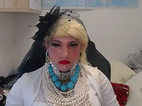 Snapshot of VanesaCrossic chatting on 06/05/26, 10:21 VanesaCrossic online show from 06/05/26, 10:21