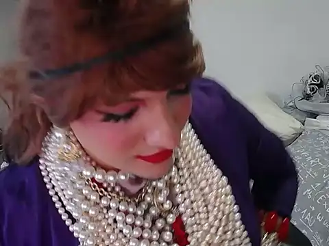 Snapshot of VanesaCrossic chatting on 02/06/26, 09:49 VanesaCrossic online show from 02/06/26, 09:49