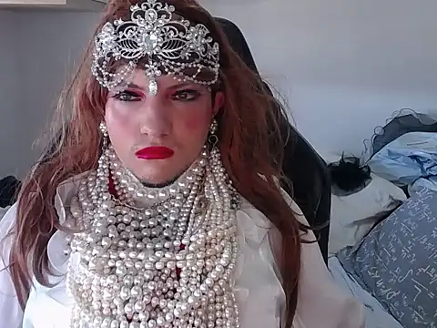 Snapshot of VanesaCrossic chatting on 02/15/26, 08:35 VanesaCrossic online show from 02/15/26, 08:35