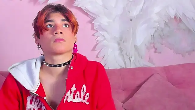 Leo Glow online show from 01/14/26, 01:26