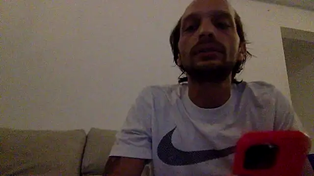 Zaskeee online show from 10/31/25, 08:16