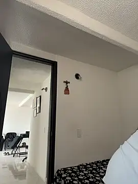 Saray lo online show from 11/07/25, 03:16