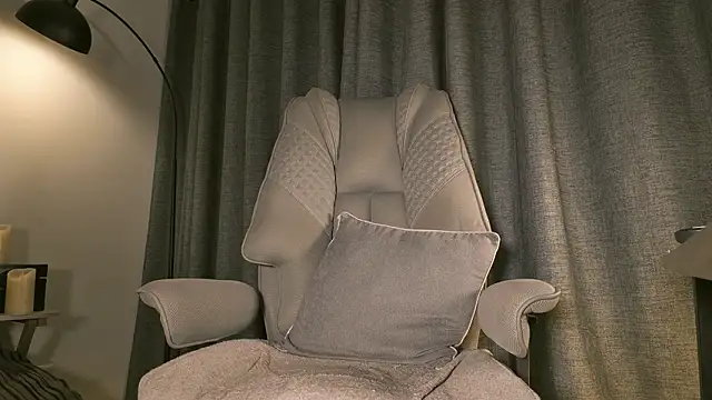 lianewhite online show from 02/25/26, 12:22