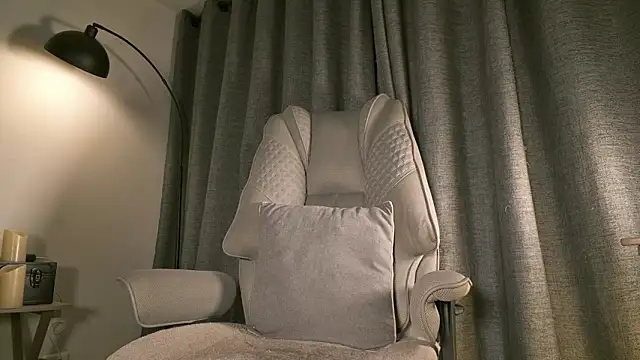 lianewhite online show from 03/04/26, 01:46