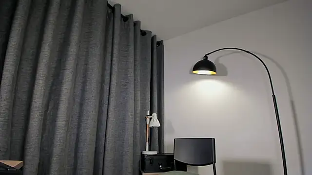 lianewhite online show from 11/09/25, 12:14