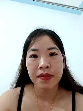 Snapshot of kitti-krush chatting on 11/01/25, 04:01 kitti-krush online show from 11/01/25, 04:01