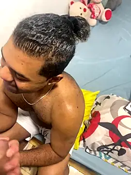 Dylams maja online show from 11/04/25, 07:34