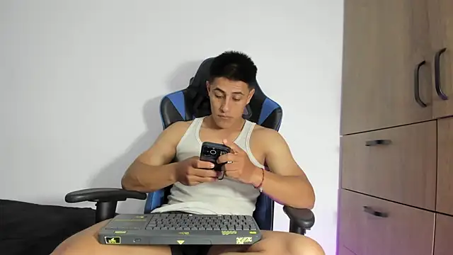 dorman boy online show from 02/26/26, 02:55