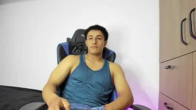 dorman boy online show from 11/11/25, 01:55