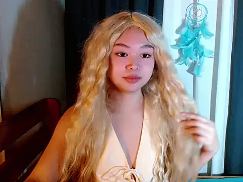 lustfullakim online show from 11/10/25, 09:42