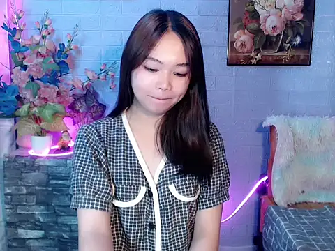 lustfullakim online show from 06/04/26, 04:33