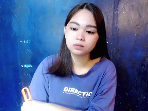 lustfullakim online show from 04/14/26, 05:01