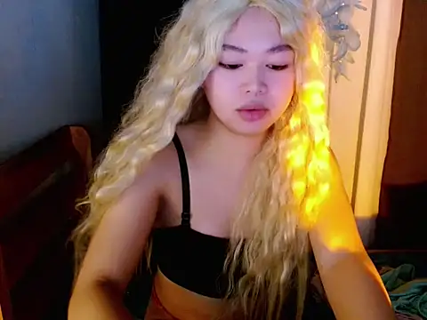 lustfullakim online show from 11/13/25, 09:30