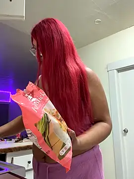 Snapshot of Naughtynessaa chatting on 11/05/25, 04:54 Naughtynessaa online show from 11/05/25, 04:54