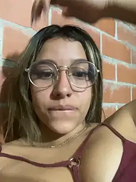 liahot69 online show from 04/14/26, 03:22