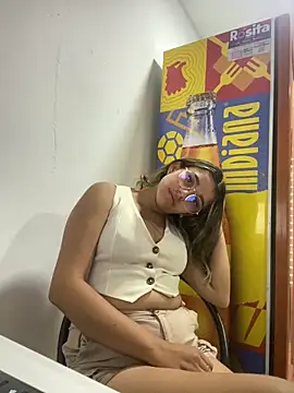liahot69 online show from 05/08/26, 02:59