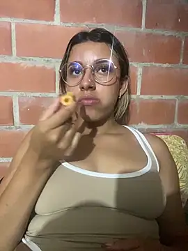 liahot69 online show from 05/09/26, 12:36