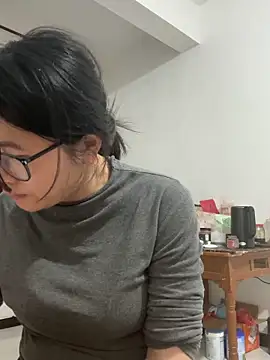daaqnn online show from 04/26/26, 01:52