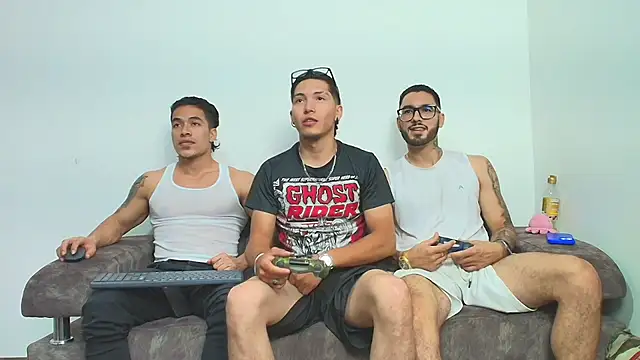 thebadboys05 online show from 11/23/25, 04:11