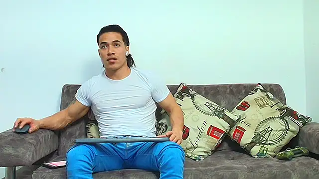 thebadboys05 online show from 04/15/26, 05:13