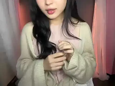 Pearlia-7 online show from 11/02/25, 01:38