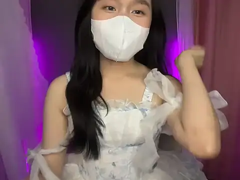 Pearlia-7 online show from 11/03/25, 07:02