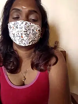 Queen-dhivya online show from 03/12/26, 07:23