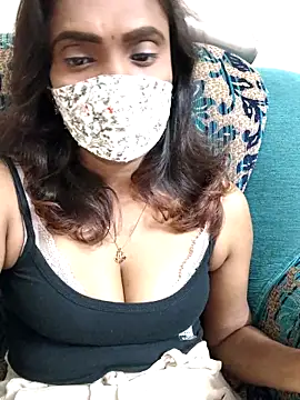 Queen-dhivya online show from 03/07/26, 06:24