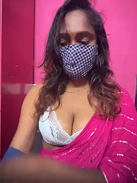 Queen-dhivya online show from 11/25/25, 05:35