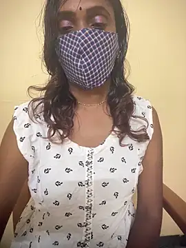 Queen-dhivya online show from 11/03/25, 01:04