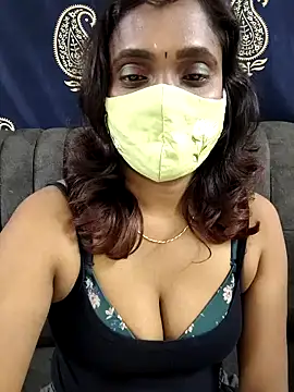 Queen-dhivya online show from 01/05/26, 05:49