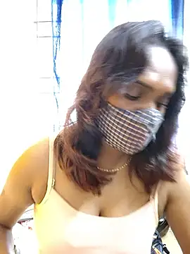 Queen-dhivya online show from 12/22/25, 05:29