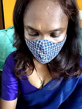 Queen-dhivya online show from 03/26/26, 07:28