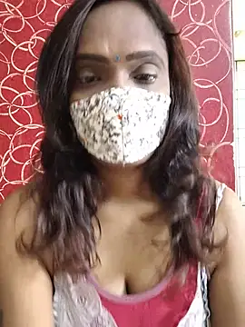 Queen-dhivya online show from 07/25/26, 04:20