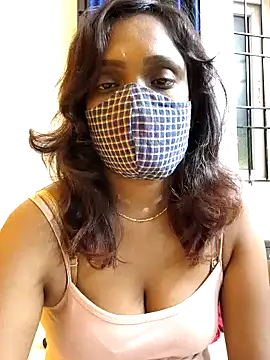 Queen-dhivya online show from 12/21/25, 05:25