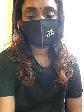 Queen-dhivya online show from 12/15/25, 05:02