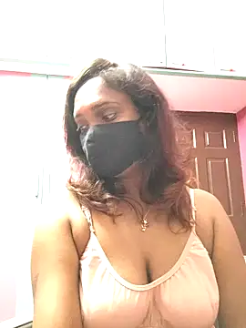 Queen-dhivya online show from 02/05/26, 11:55