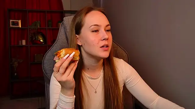 ElinVale online show from 04/01/26, 08:48